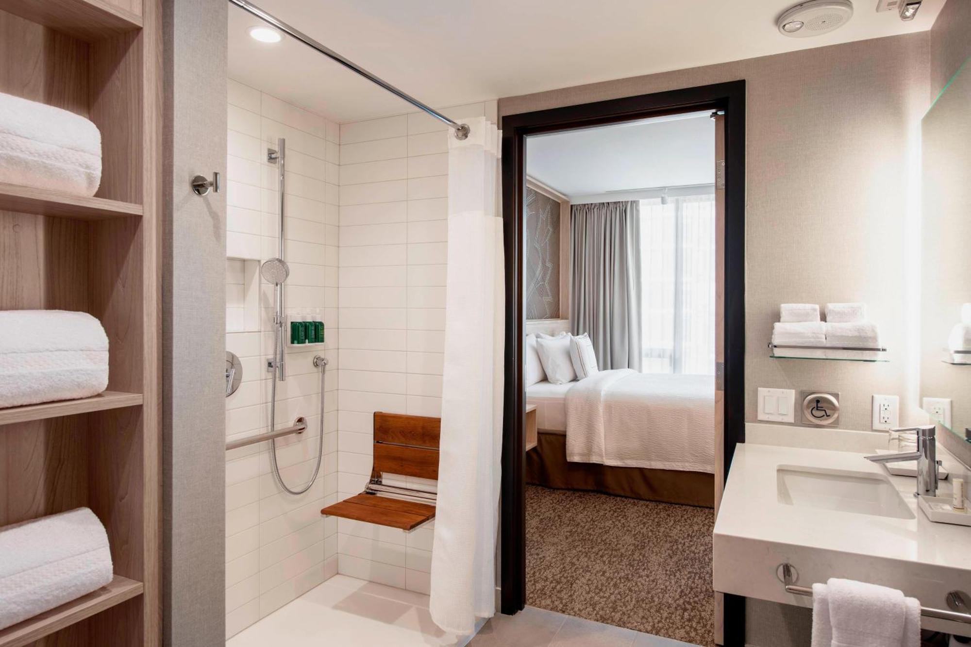 Residence Inn By Marriott Calgary Downtown/Beltline District Ngoại thất bức ảnh